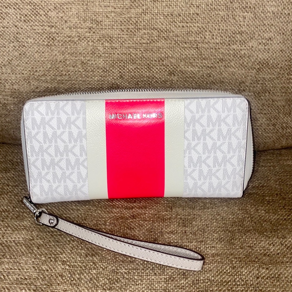 Michael Kors Leather Wallet